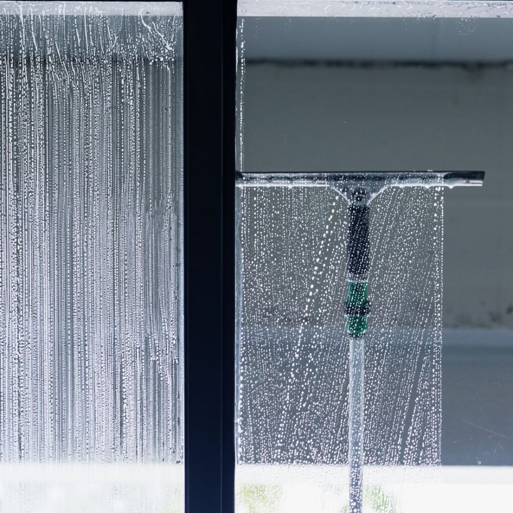 Falkenbau Leipzig - Abbruchrbeiten - Entkernung - Gebäudereinigung - Entrümpelung - Schimmelsanierung - Hausmeisterservice